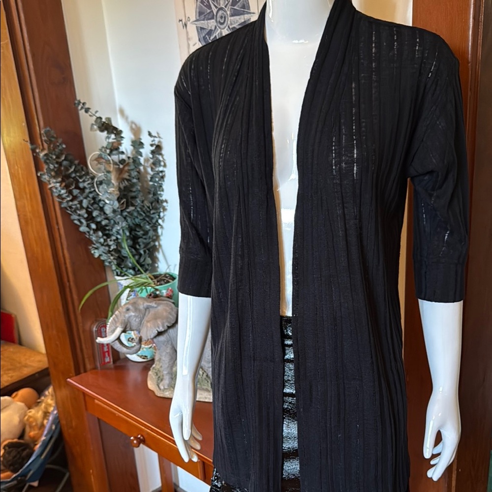 NWT northern reflections size small Black Open-Front Cardigan